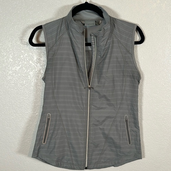 Athleta Gray Stripe Lightweight Activewear Zip Up Vest Size XS - Picture 1 of 7